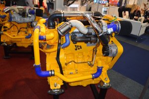 Двигатель JCB 1.jpg